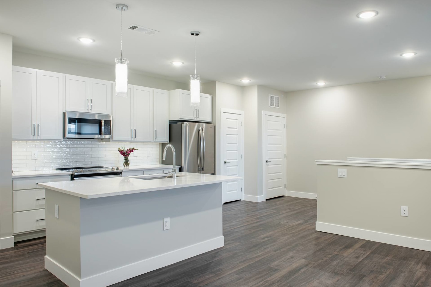 Icon Apartment Homes at Ferguson Farm Image 27