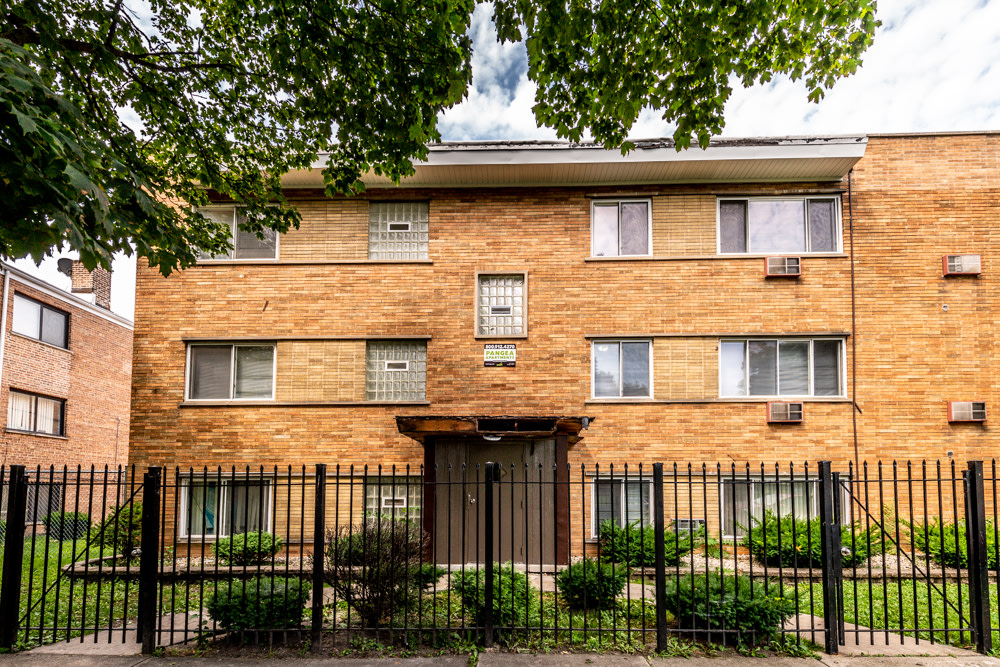 8334 S Ellis Ave Image 1