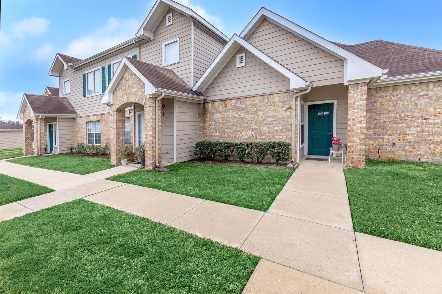 Town Park Townhomes Image 15