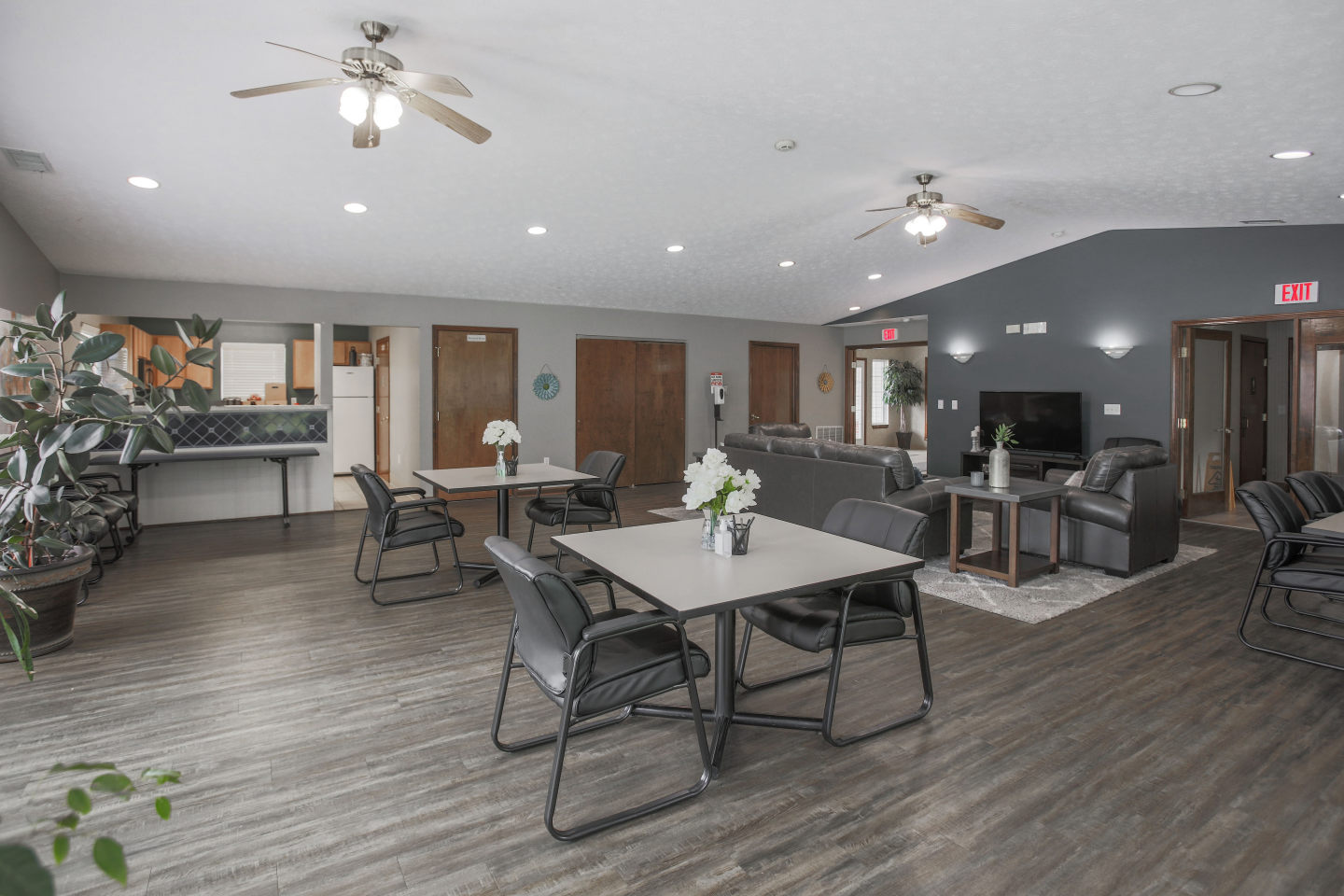 Waterfront Pointe Image 4