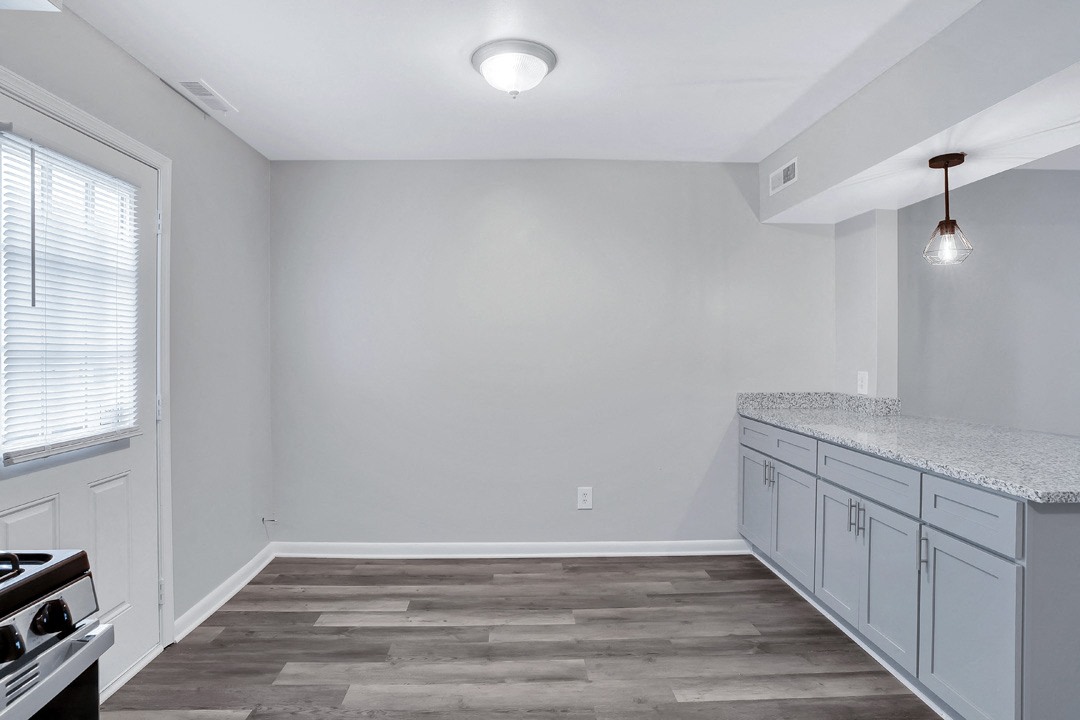 Riverstone Townhomes Image 2