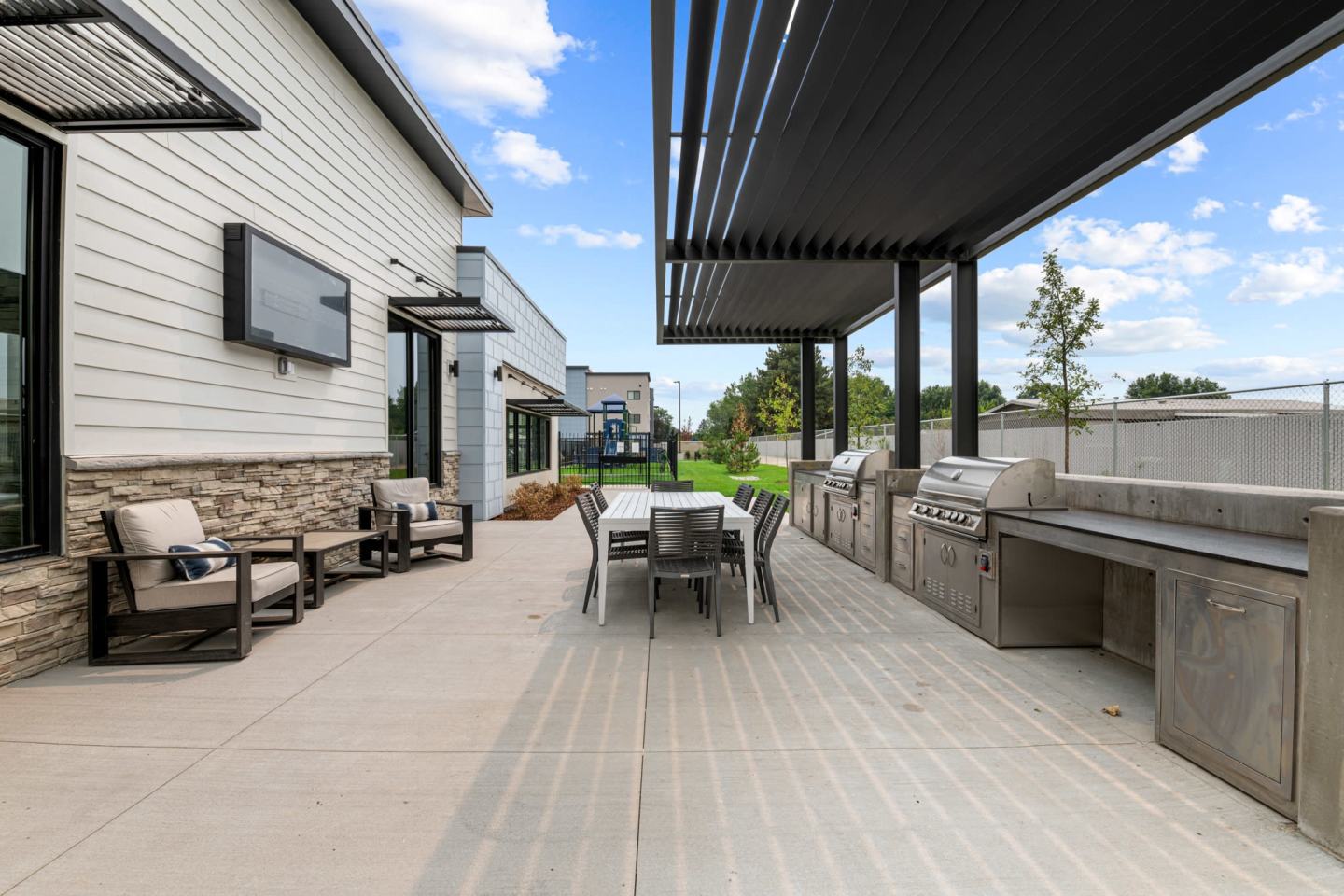 District 208 Image 27