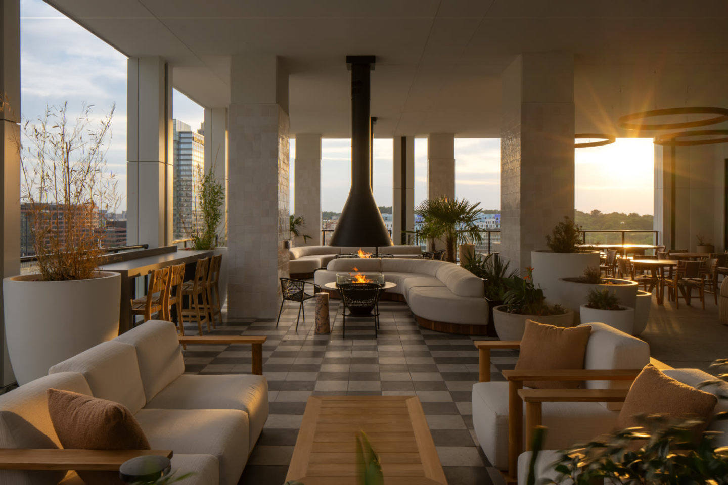 Emmi Midtown Image 2