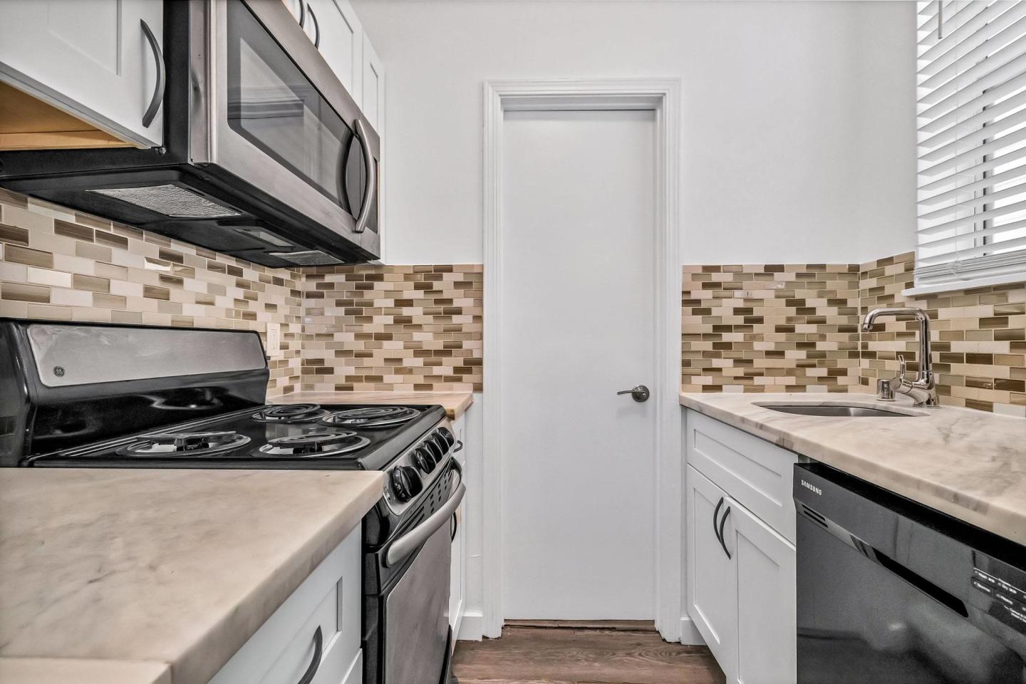 132 6th Street Image 2