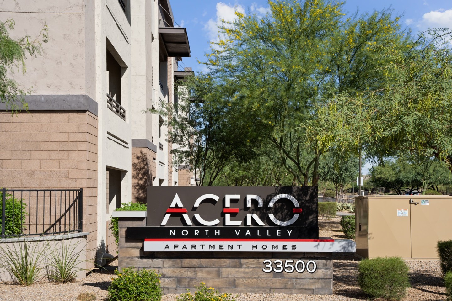 Acero North Valley Image 14