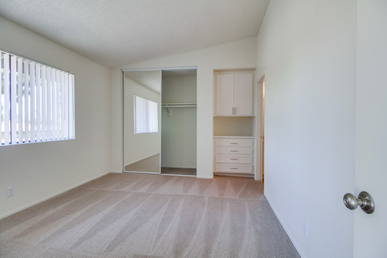 Harbor Cliff Apartments Image 17