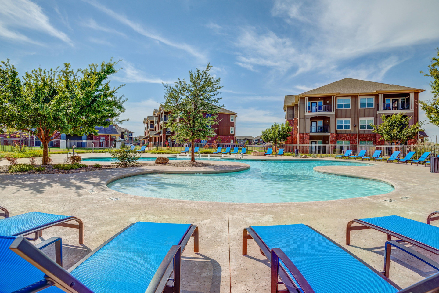 The Shores Apartments Image 8