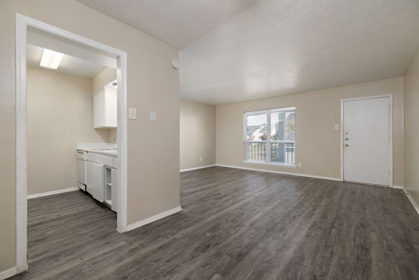 Azul Apartment Homes Image 6