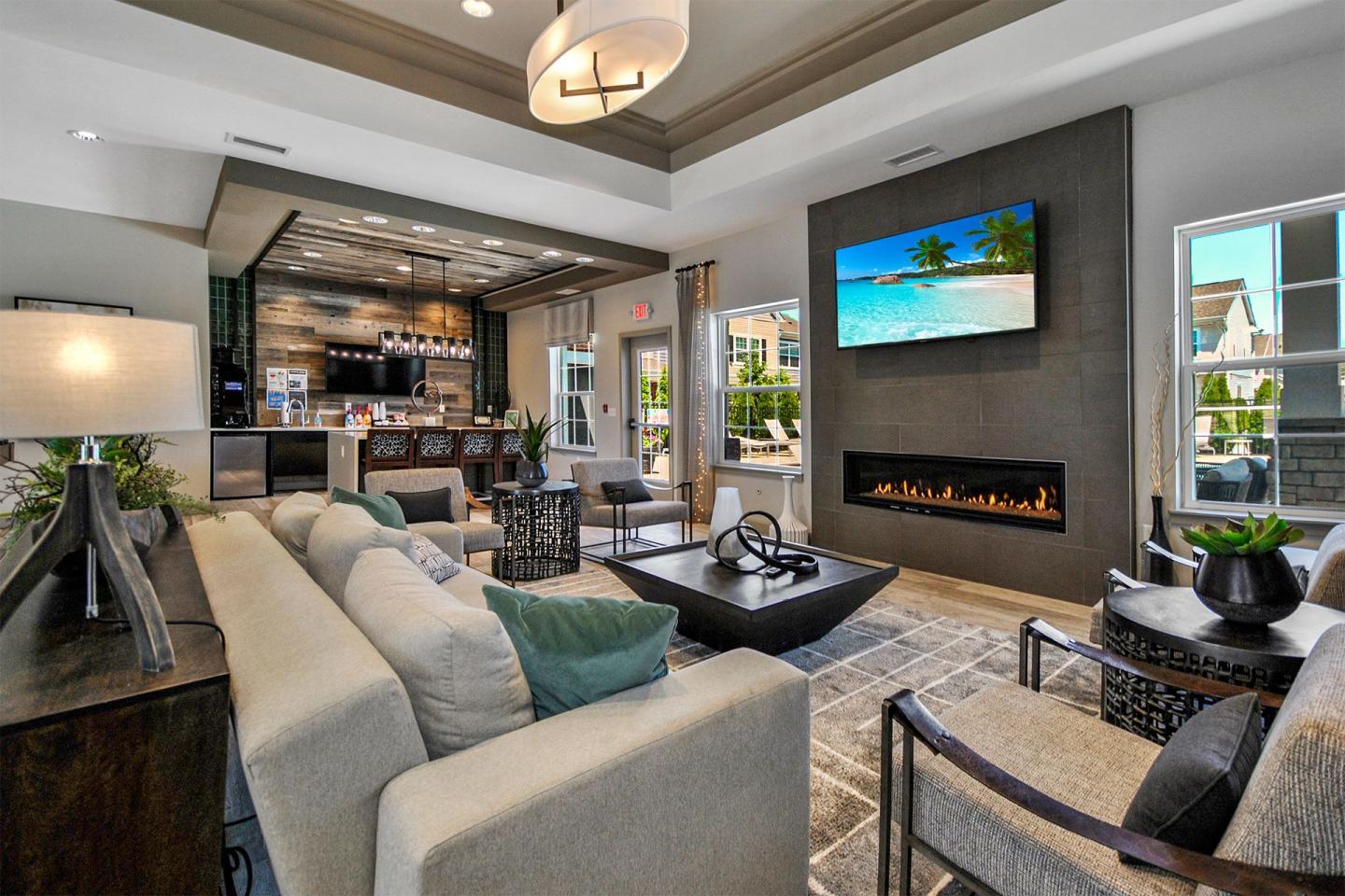 Midtown Pointe Image 19