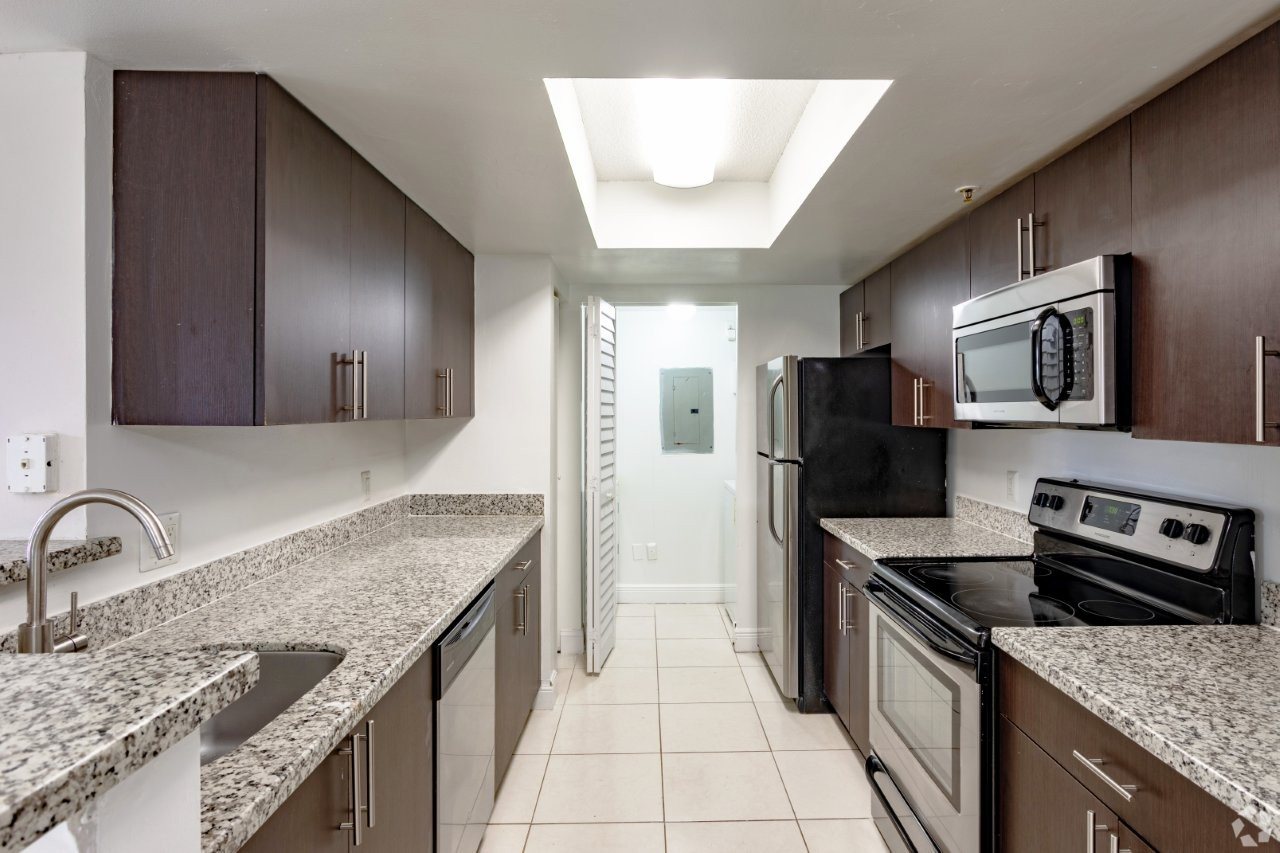 Legacy Lakeview Image 11