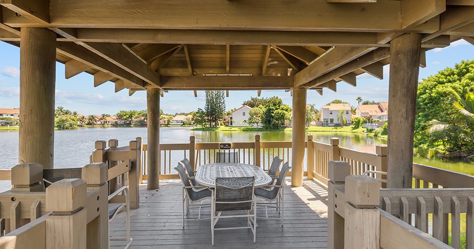 La Vue at Emerald Pointe Image 32