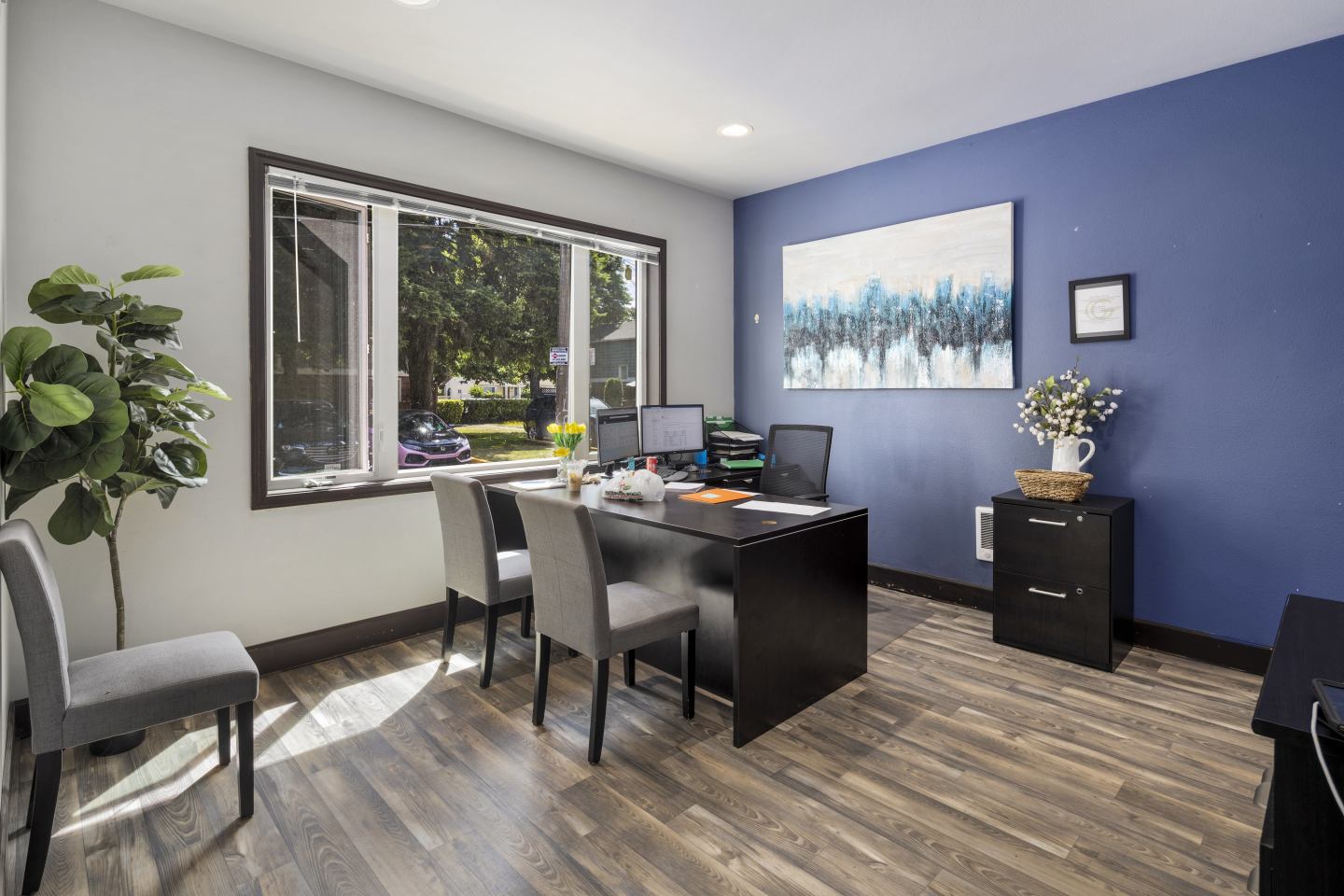 Pacific Walk Townhomes Image 37