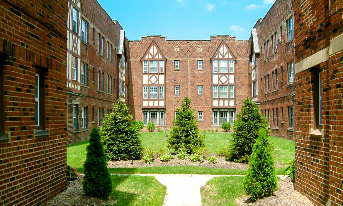 Essex-Morley and amp Barclay Apartments Image 3