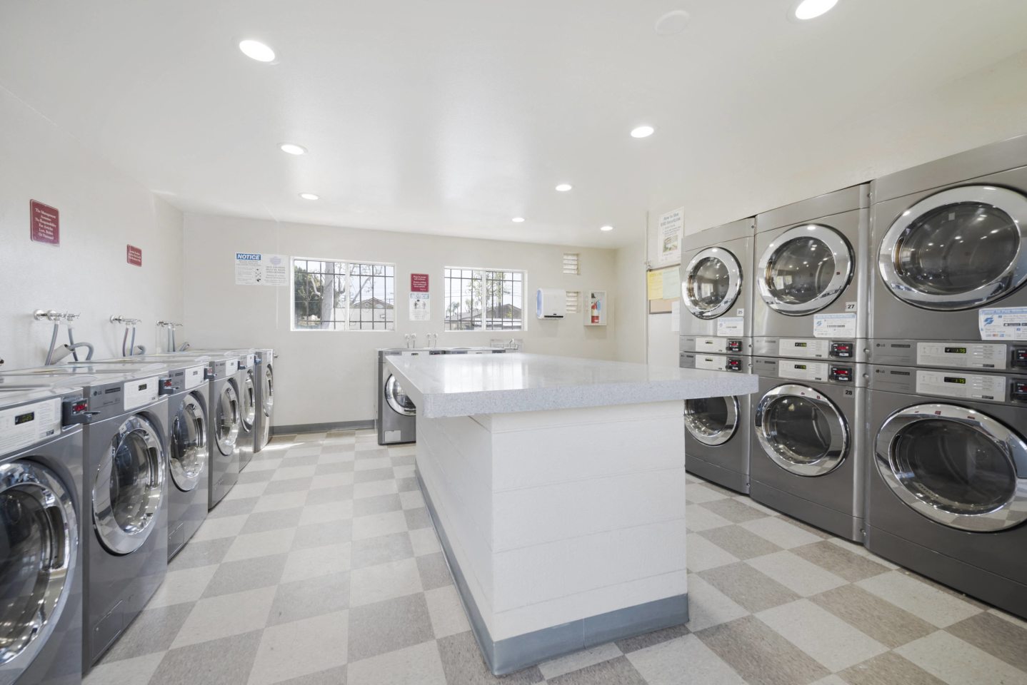 Pine Meadows Apartments Image 9