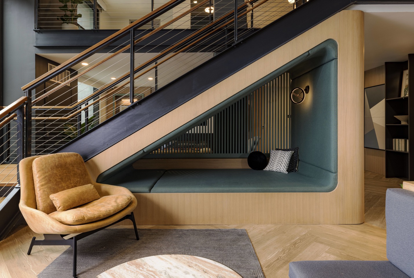 Loft House Image 37