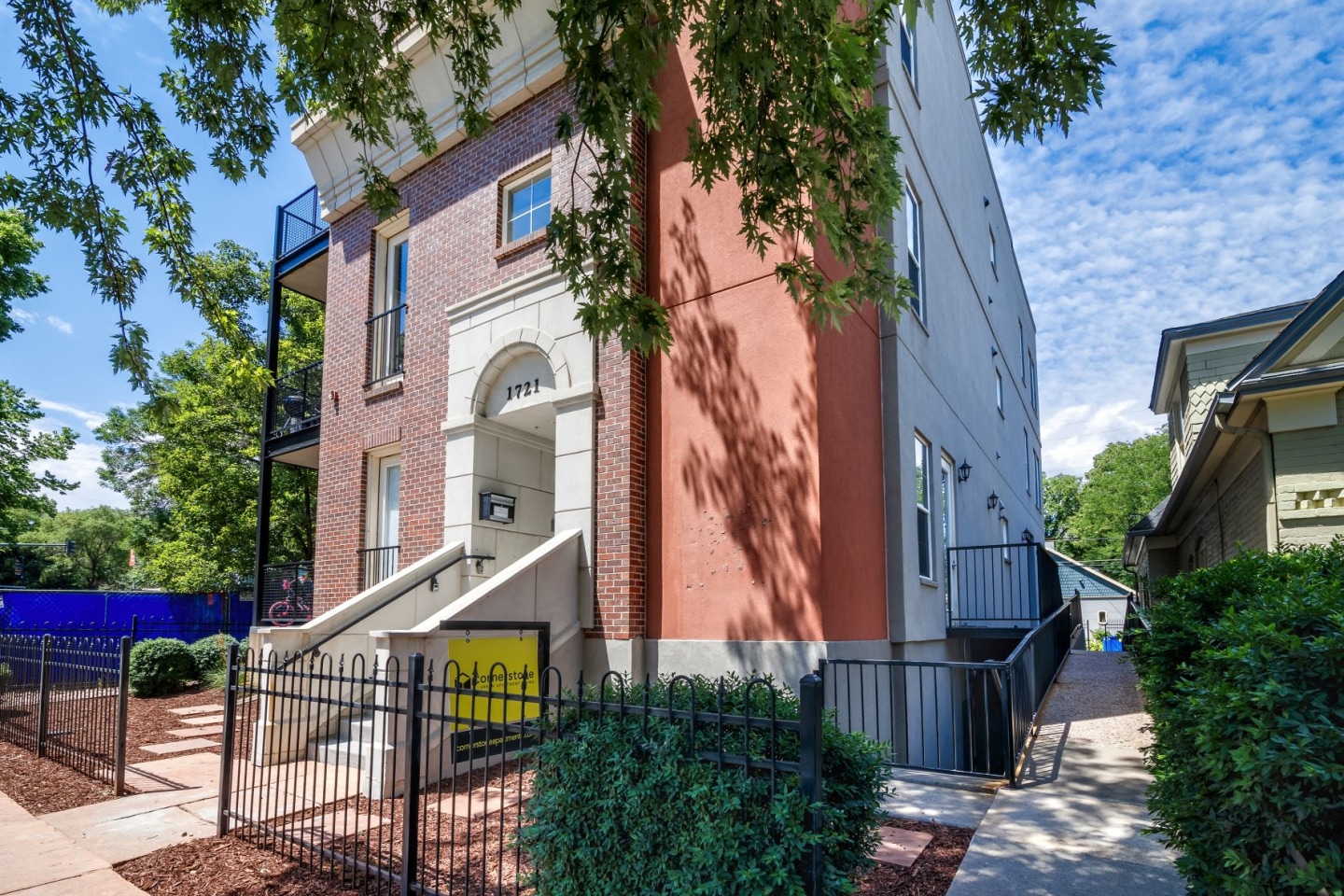 1721 Marion Image 17