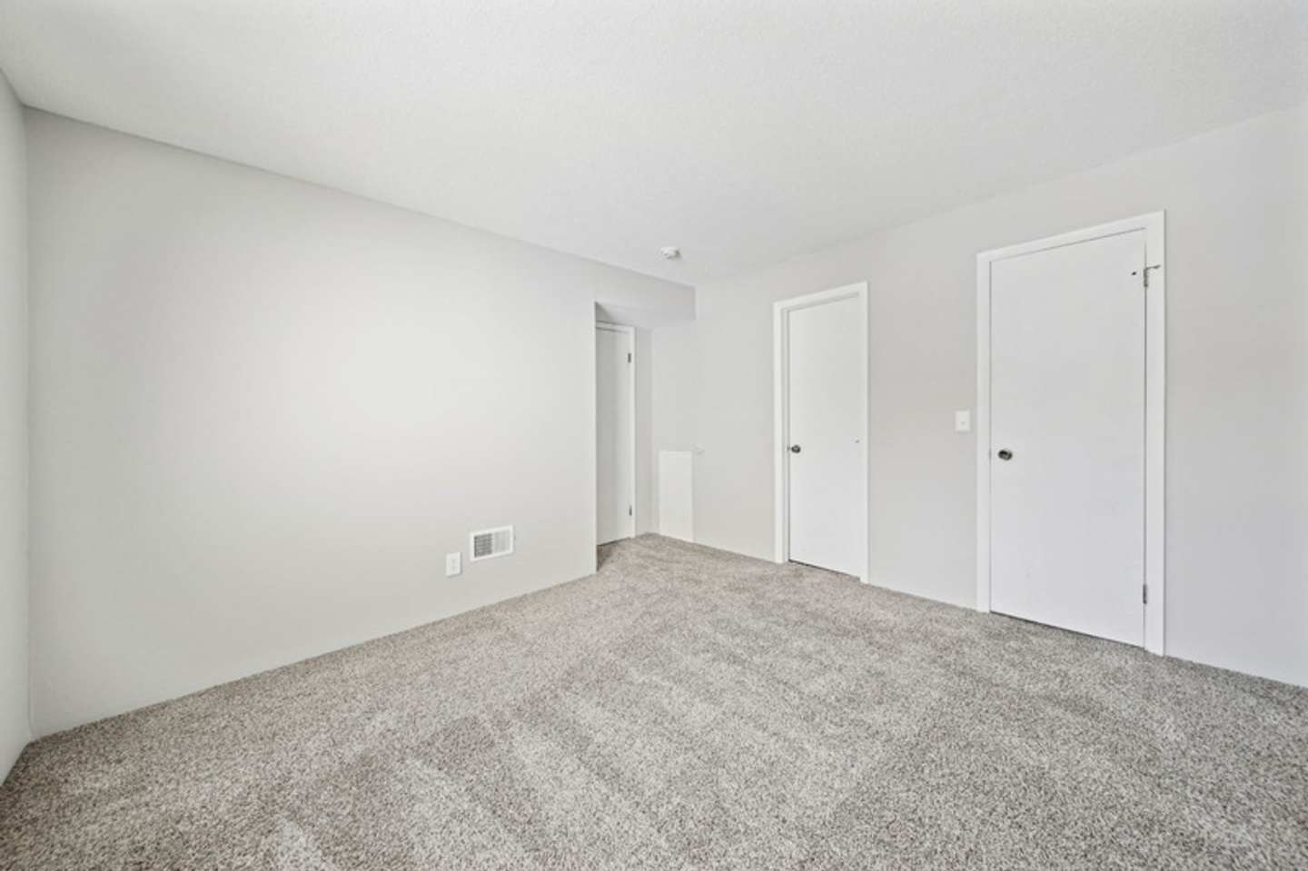 Fox Grove Apartments Image 16