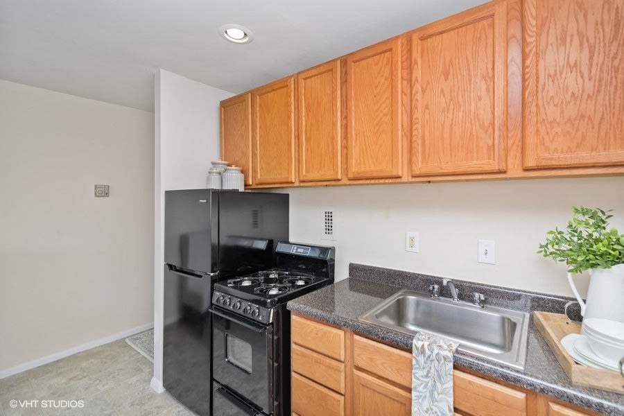 Walter Reed Apartments Image 4