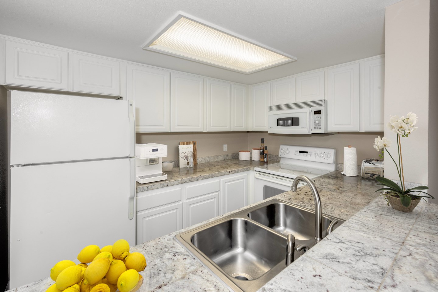 Townhomes with a View Image 5