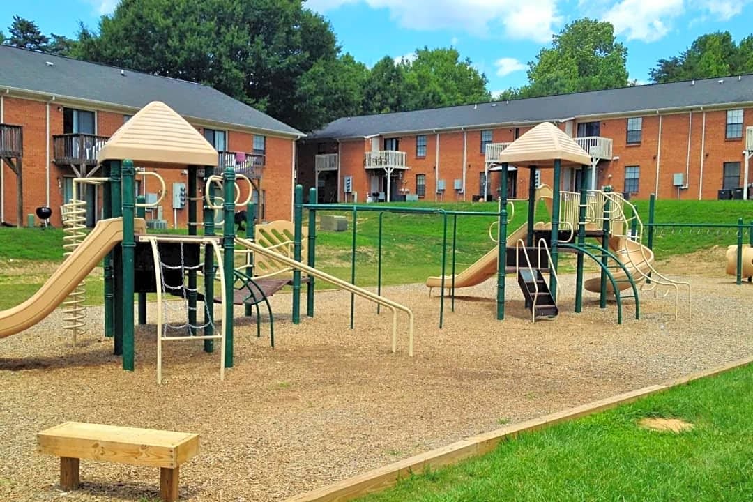 Lindsey Manor Apartments Image 39