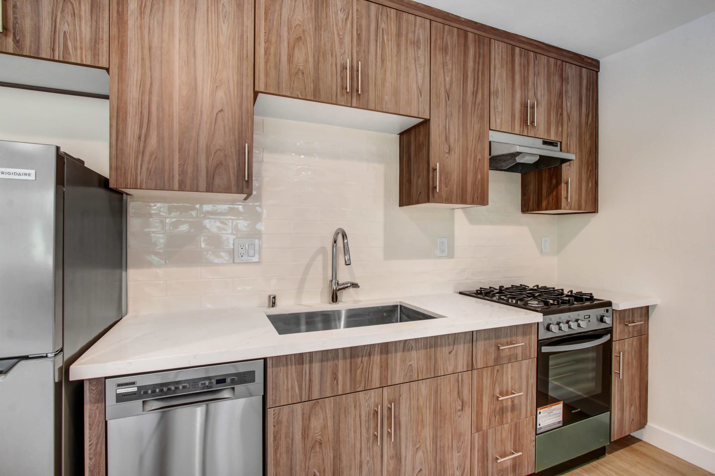 Hollywood Hills Apartments Image 26