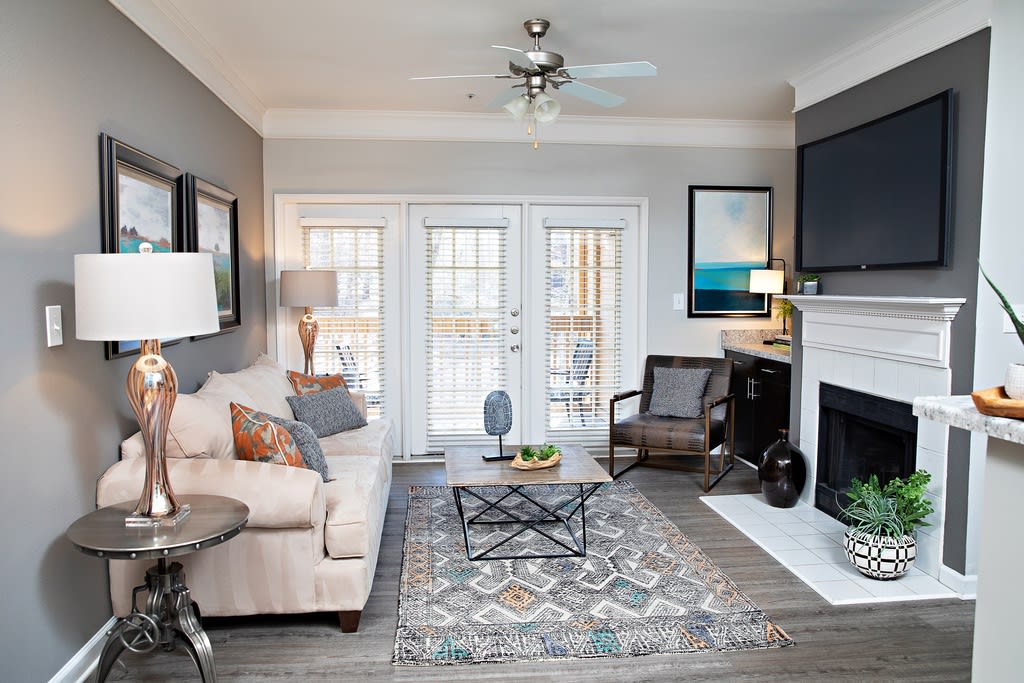 Southpoint Estate Apartments Image 4
