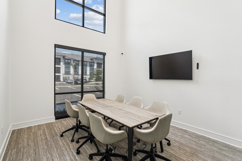 Tropia Luxury Apartments Image 17