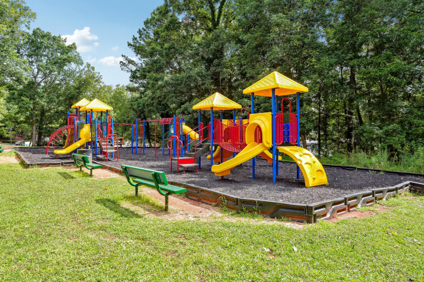 Avondale Village Image 17