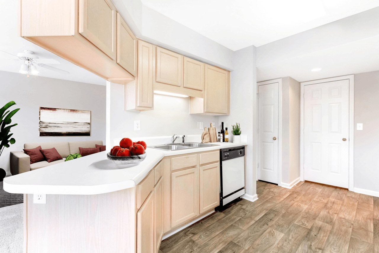 Affordable Housing - Caveness Farms Apartment Homes Image 74