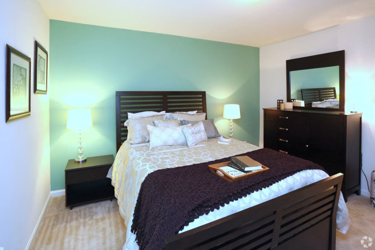 Residences at 1805 Image 4
