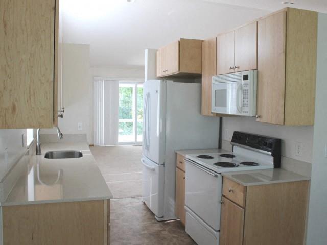 The Hills of Eden Prairie Image 12