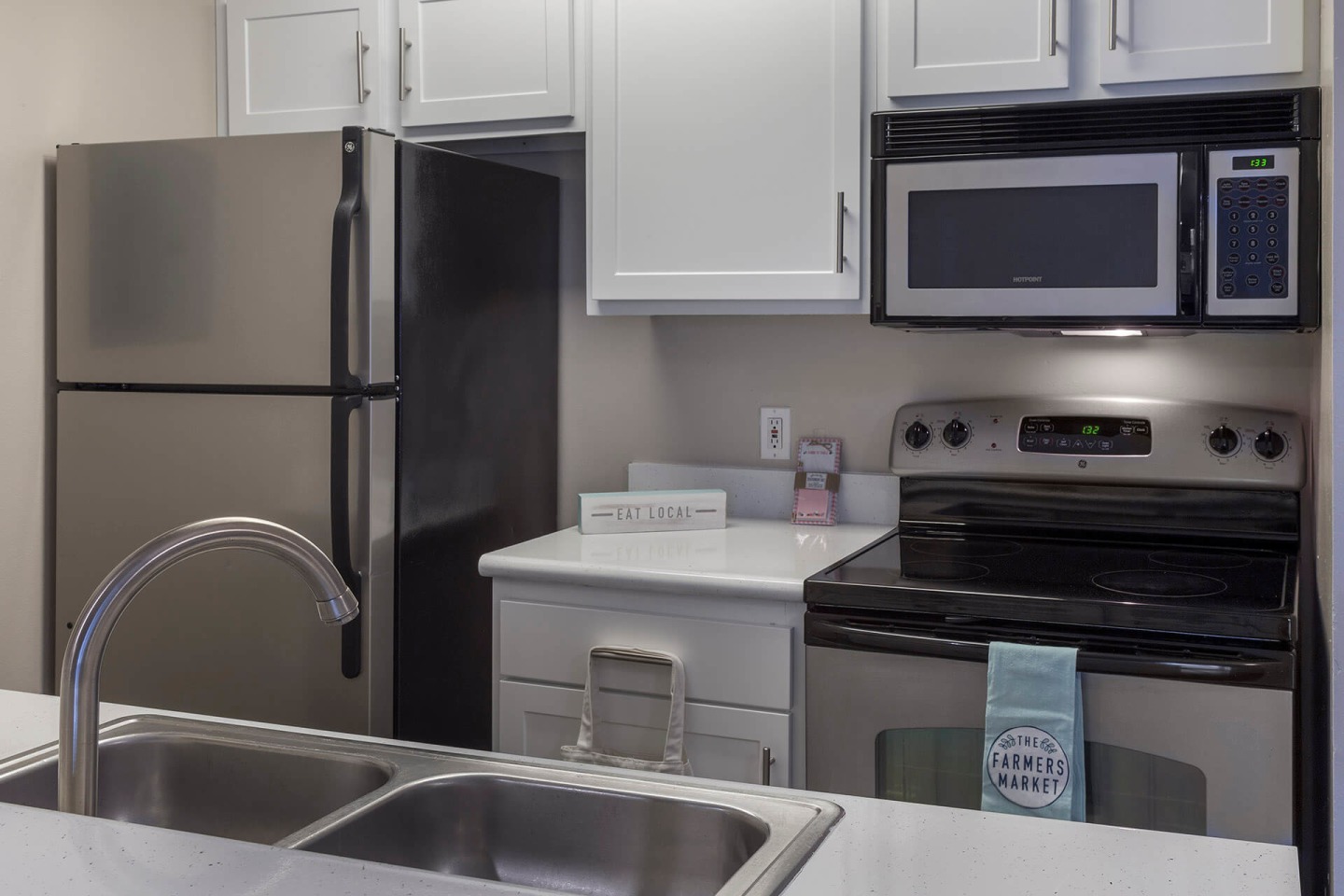 Highpoint Club Apartments Image 12