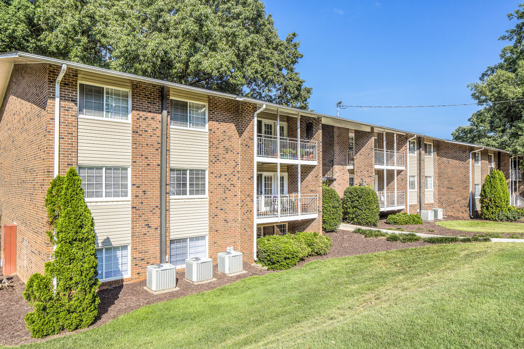 Grand Arbor Reserve Apartment Homes Image 36