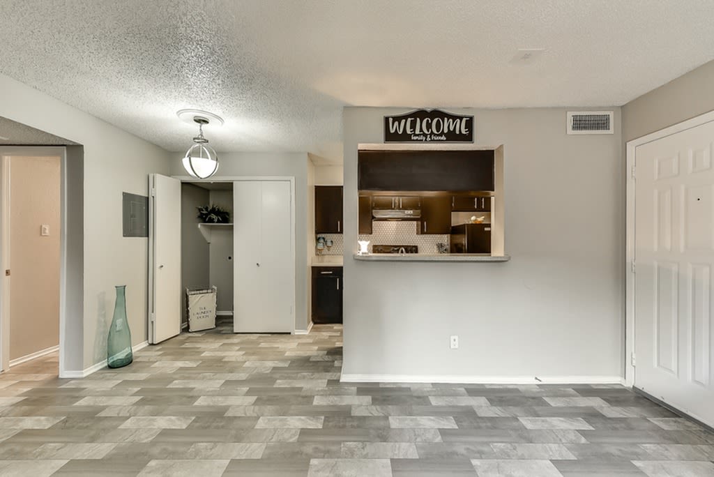 Luna Apartments Image 16