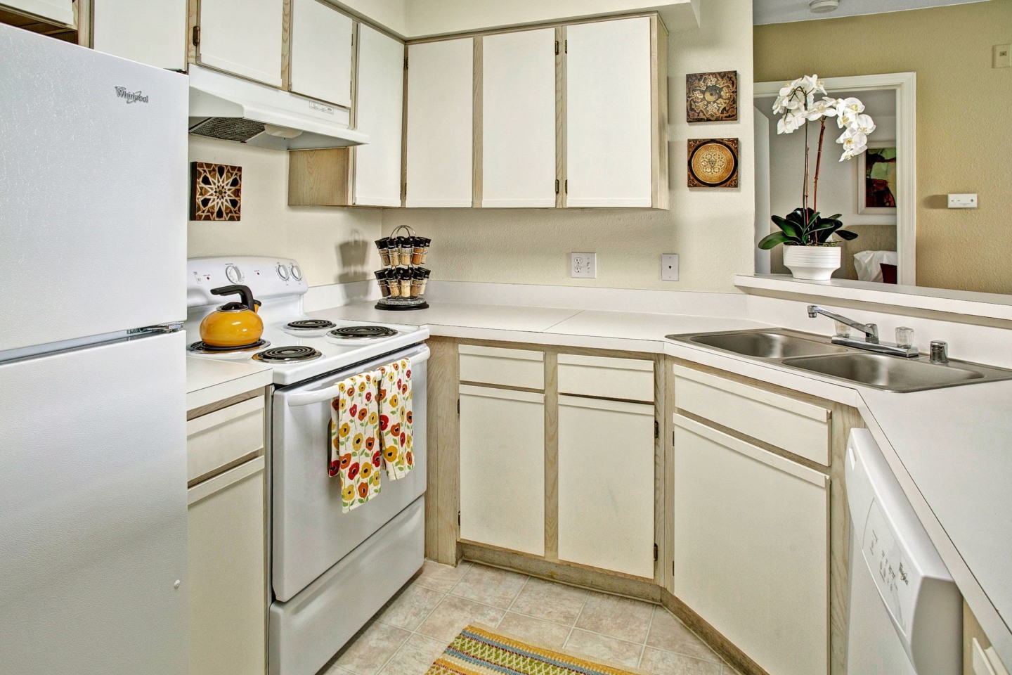 Breckenridge Apartment Homes Image 1