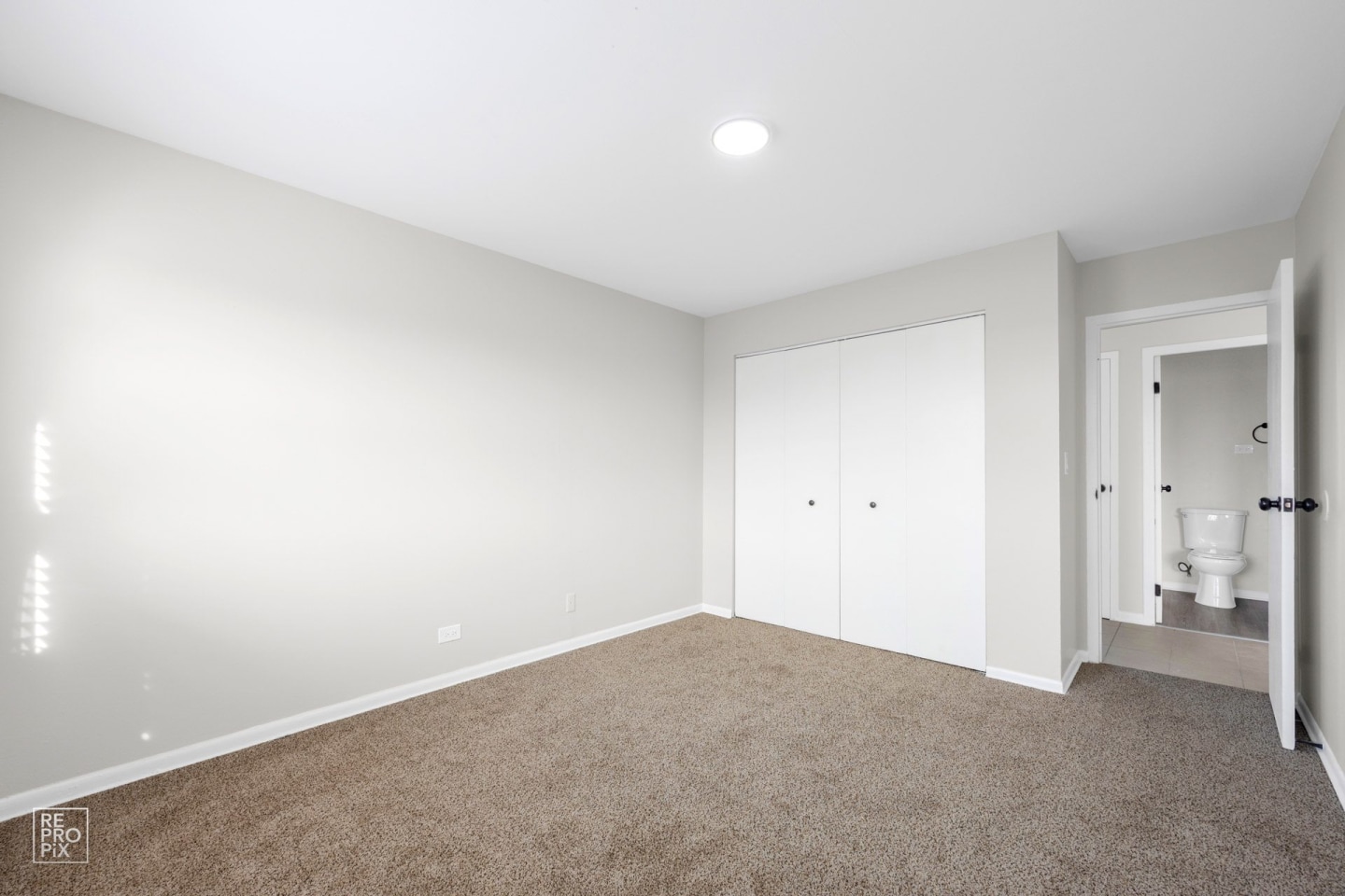 5870 W Lake St Image 12