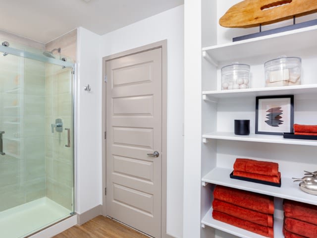 2501 Beacon Hill Image 40