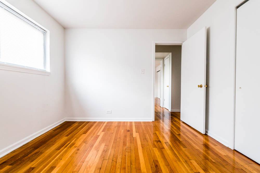 7834 S Coles Image 9