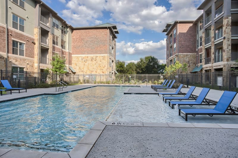 Lakeside Lofts Image 8