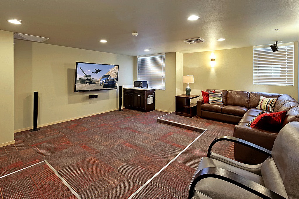 Arbor Village Image 9