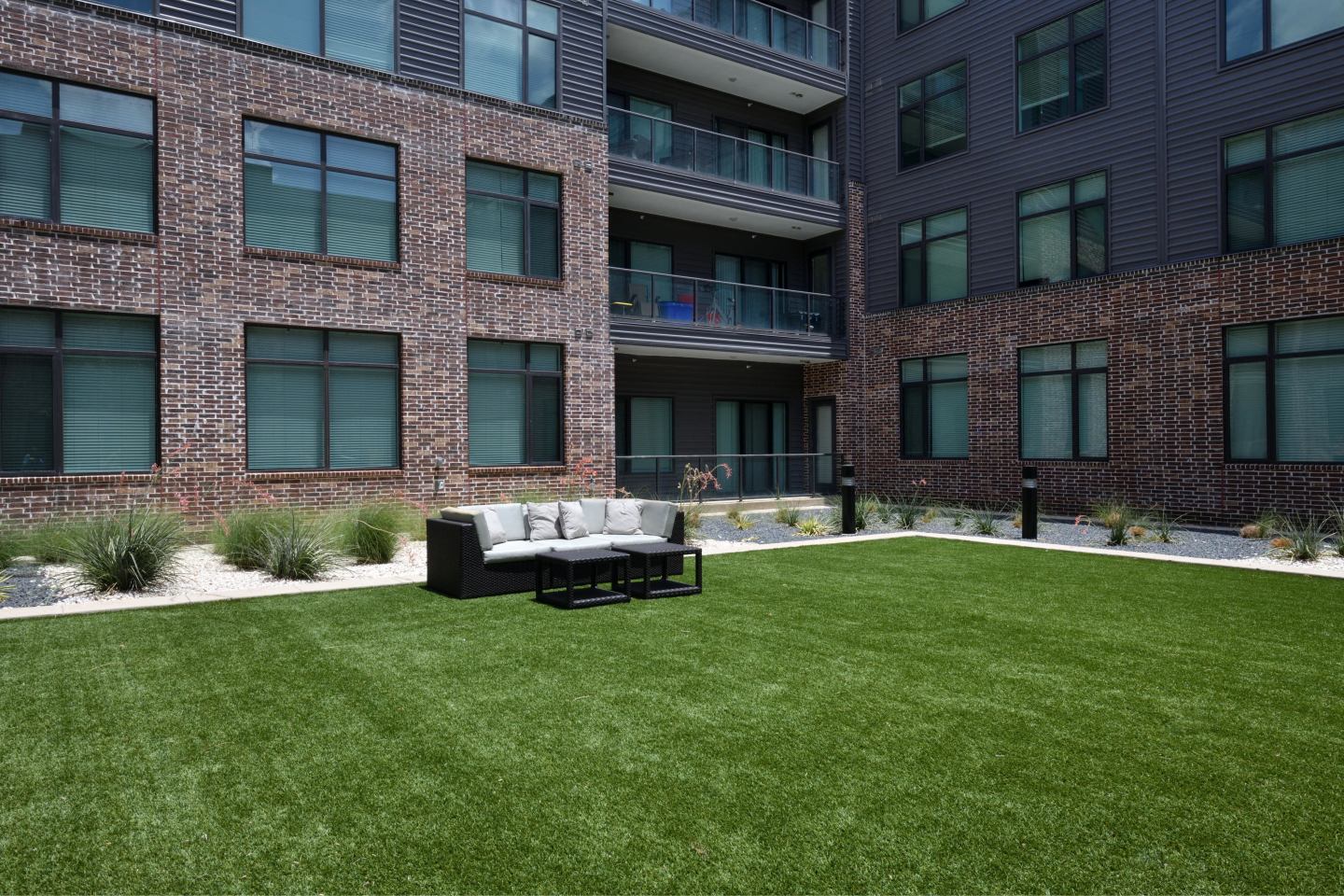 100 Park Image 7