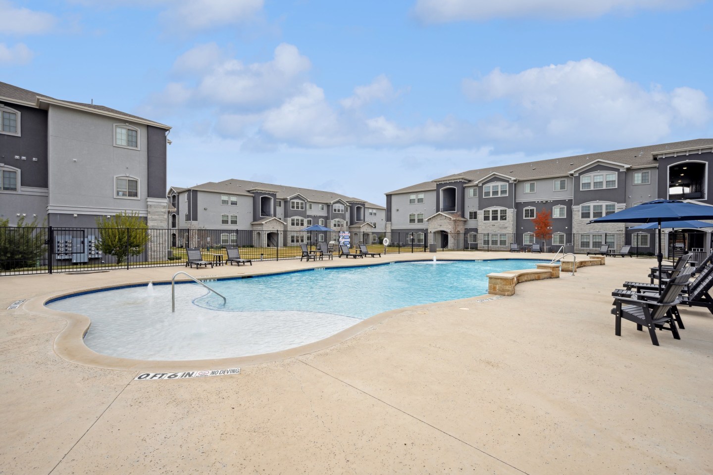 Lake Villas Apartments Image 29