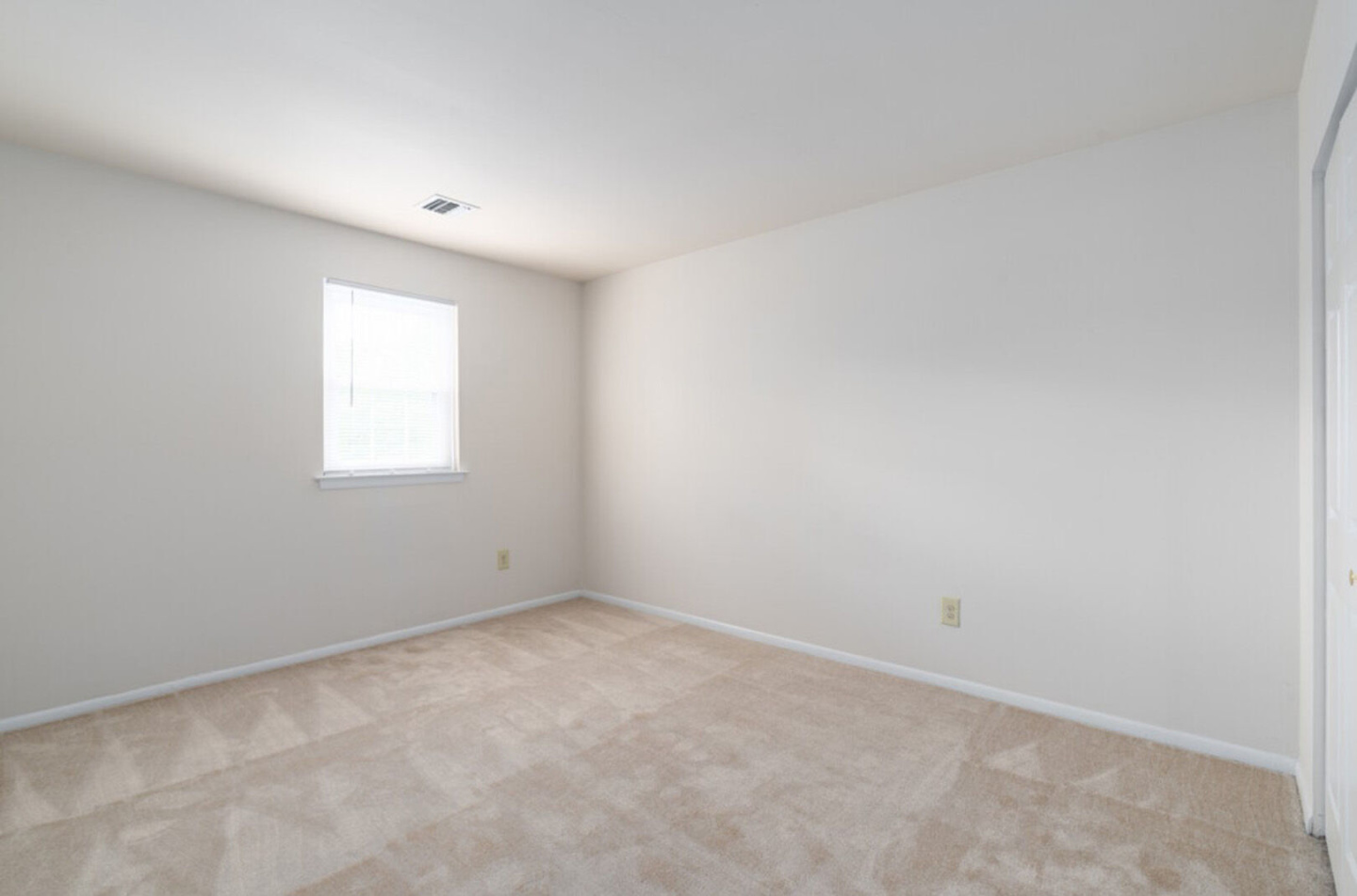 Pottsgrove Townhomes Image 16