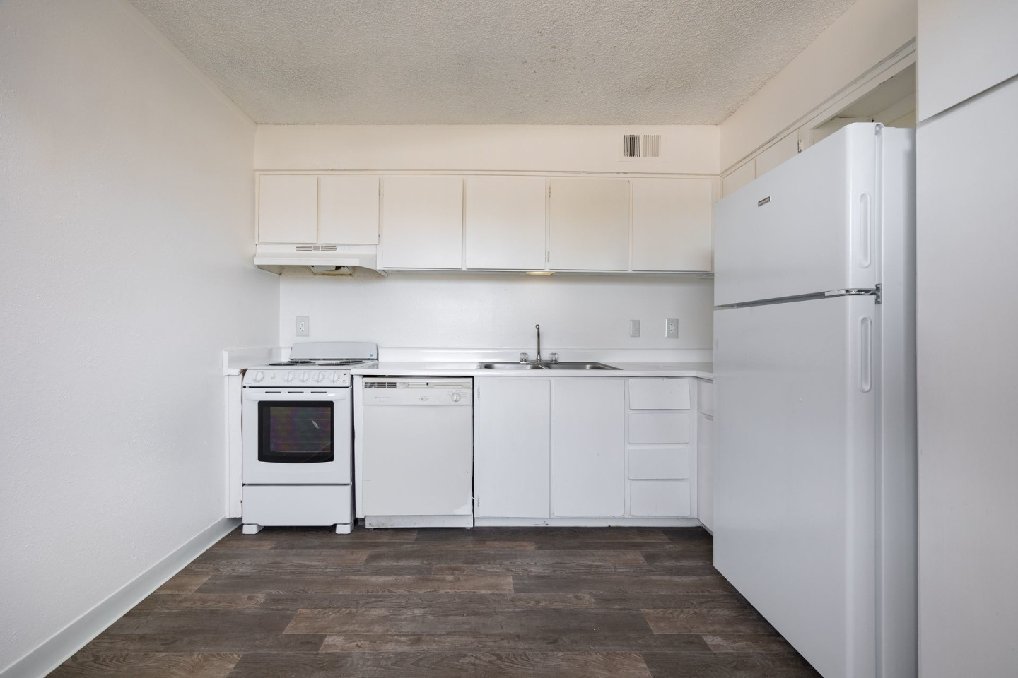 Park West Apartments Image 57