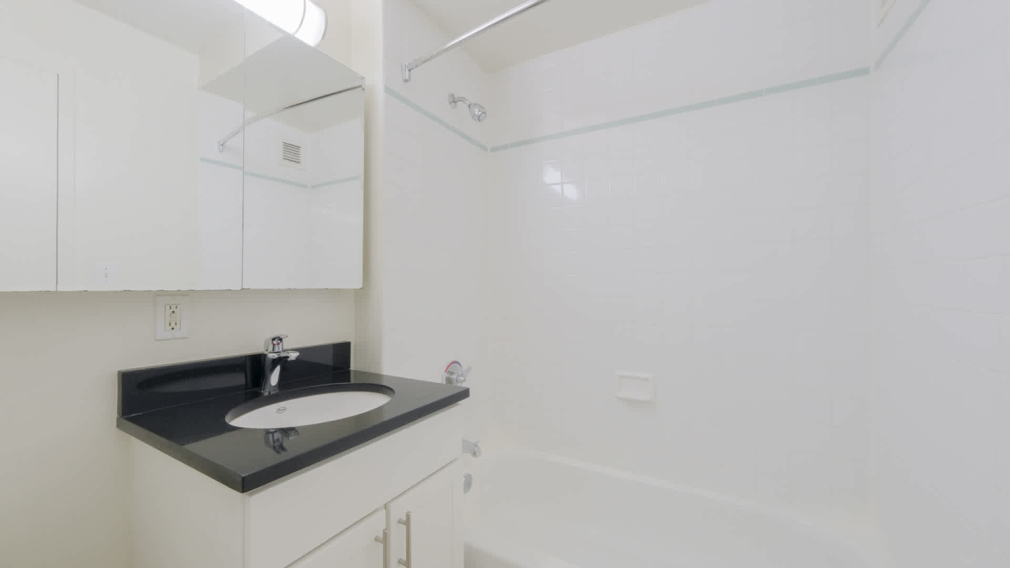 77 Park Avenue Image 7