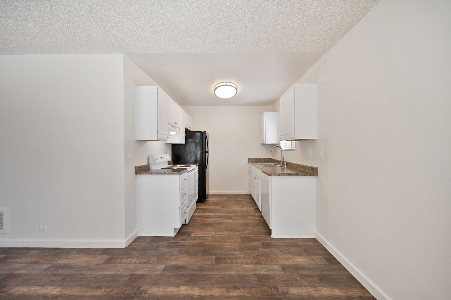 Elan Tamarack Shores Image 22