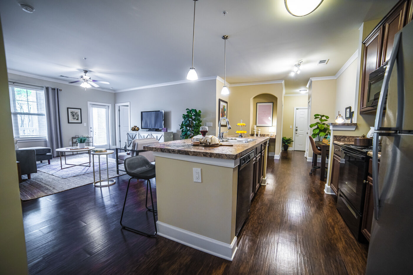 Avonlea Square Image 28