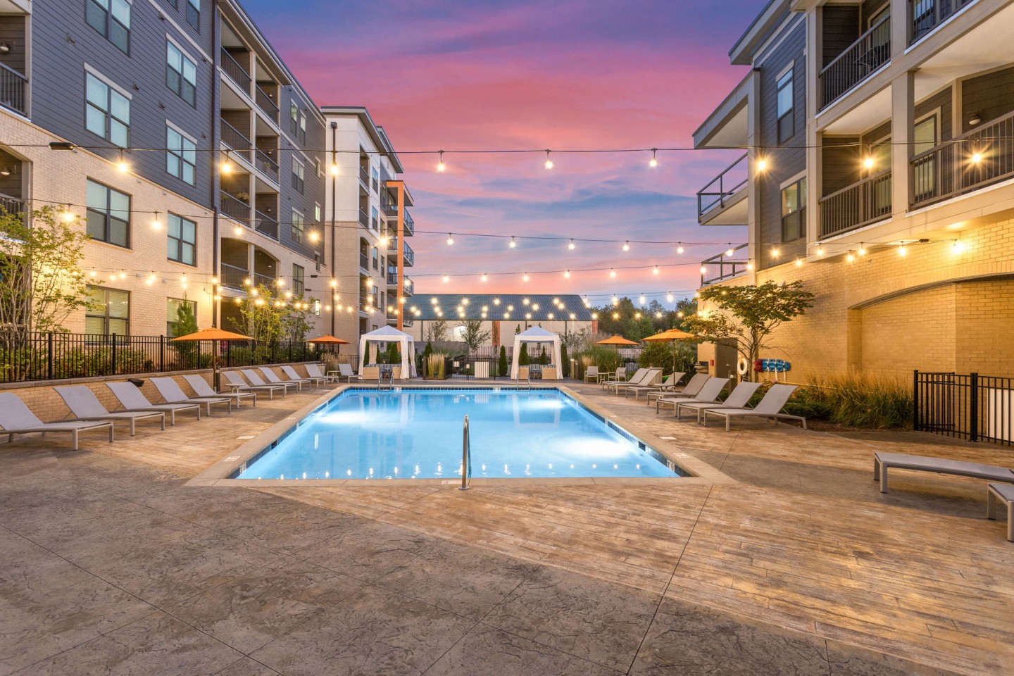 Flats at Springhurst Image 14