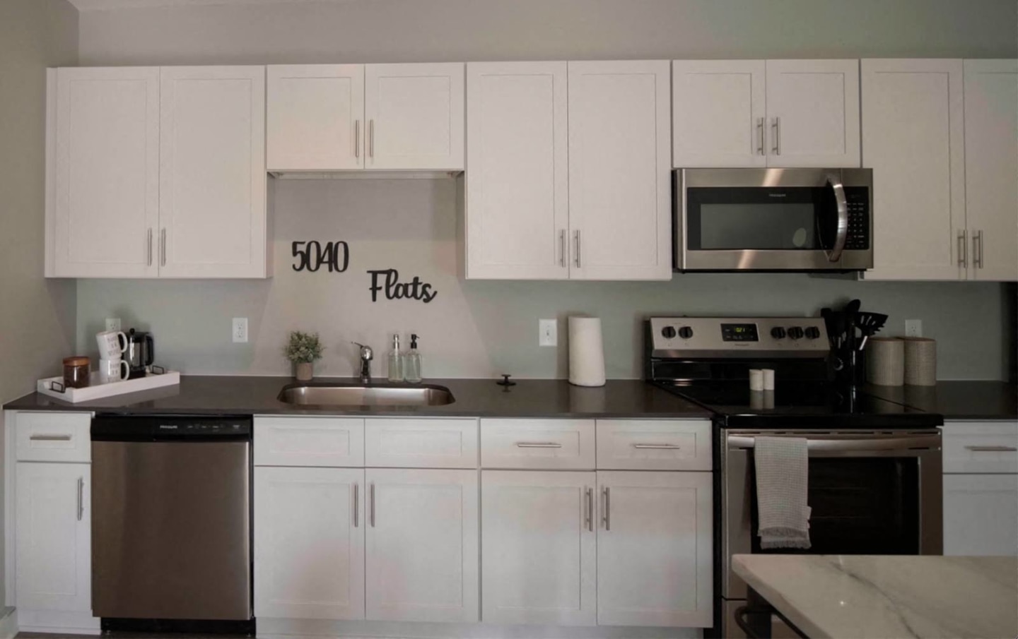Fifty Forty Flats Image 25