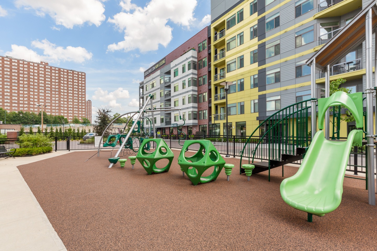 Luxe at Alewife Image 2